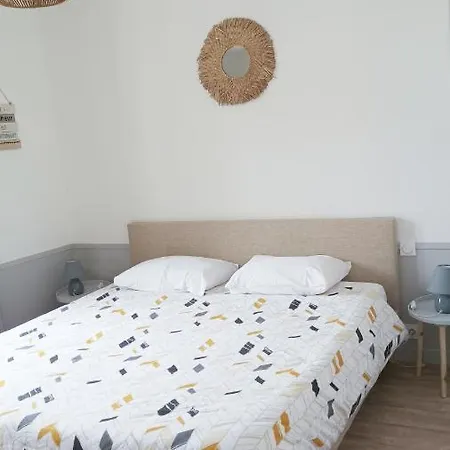 : T2 Chaleureux Centre Apartment
